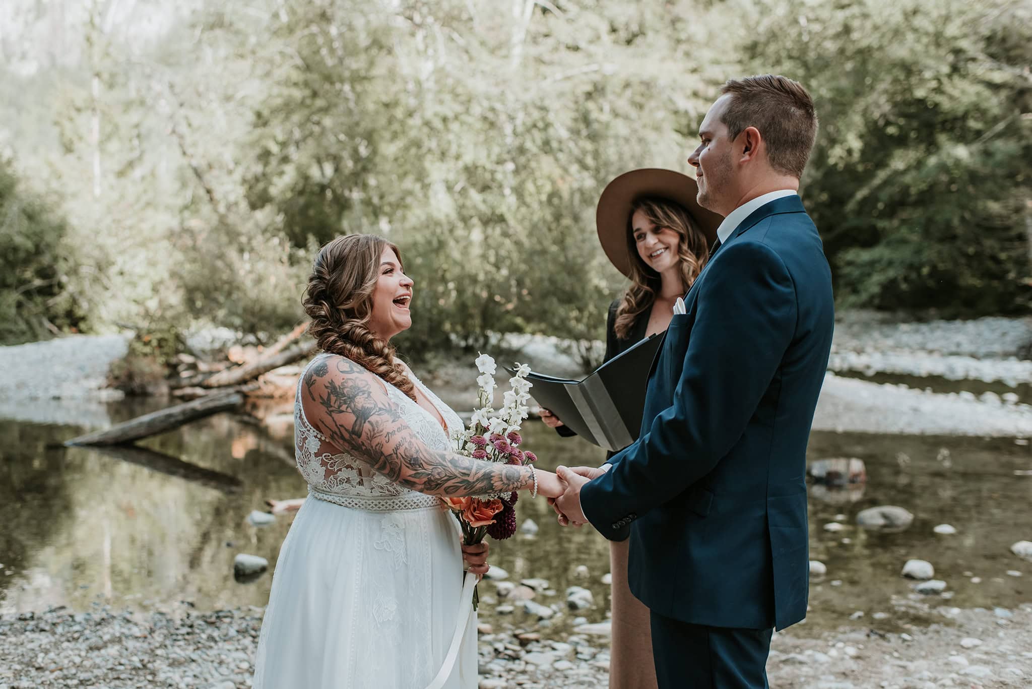 Couple elopes at the base of a mountain in Squamish BC
