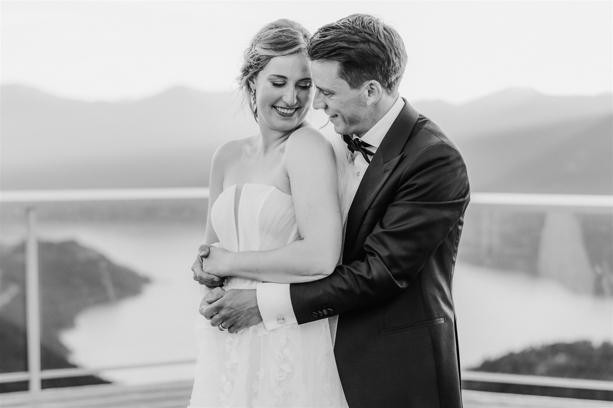 Sea to Sky Gondola wedding photographer in Squamish BC